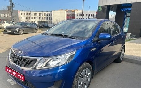 KIA Rio III рестайлинг, 2011 год, 535 000 рублей, 2 фотография
