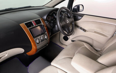Mitsubishi Colt VI рестайлинг, 2006 год, 549 000 рублей, 13 фотография