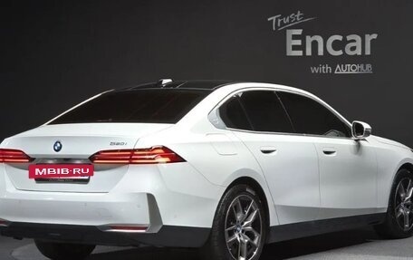 BMW 5 серия, 2023 год, 5 785 000 рублей, 2 фотография