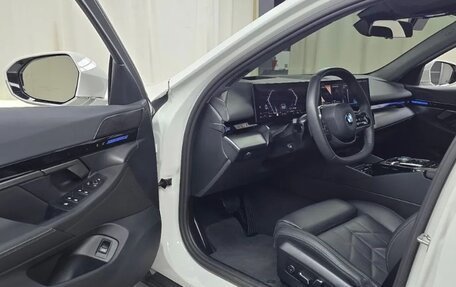 BMW 5 серия, 2023 год, 5 785 000 рублей, 8 фотография