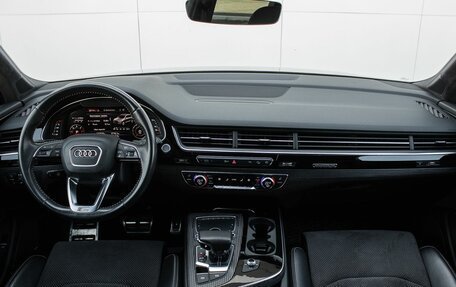 Audi Q7, 2019 год, 4 800 000 рублей, 11 фотография