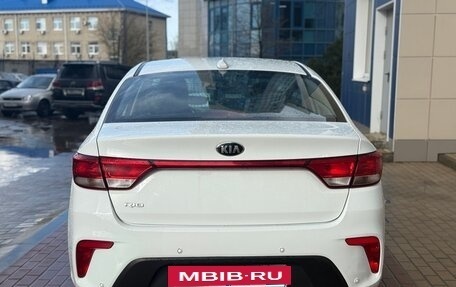 KIA Rio IV, 2017 год, 850 000 рублей, 4 фотография