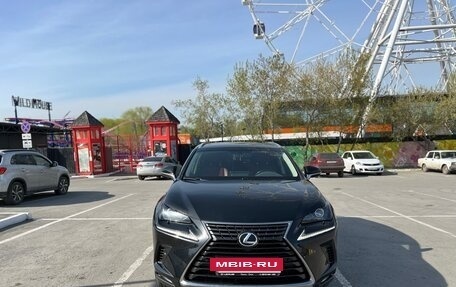 Lexus NX I, 2017 год, 3 200 000 рублей, 7 фотография