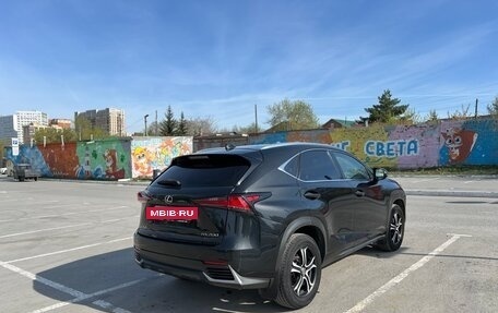 Lexus NX I, 2017 год, 3 200 000 рублей, 12 фотография