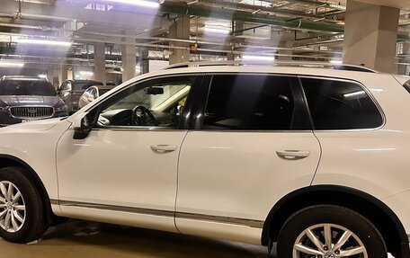 Volkswagen Touareg III, 2015 год, 2 200 000 рублей, 4 фотография