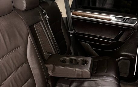 Volkswagen Touareg III, 2015 год, 2 200 000 рублей, 11 фотография