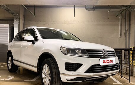 Volkswagen Touareg III, 2015 год, 2 200 000 рублей, 16 фотография