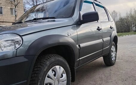 Chevrolet Niva I рестайлинг, 2012 год, 429 000 рублей, 3 фотография