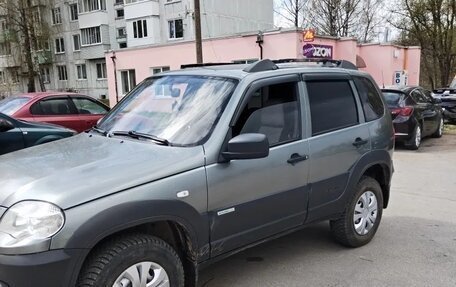 Chevrolet Niva I рестайлинг, 2012 год, 429 000 рублей, 4 фотография