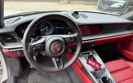 Porsche 911, 2024 год, 22 000 000 рублей, 9 фотография