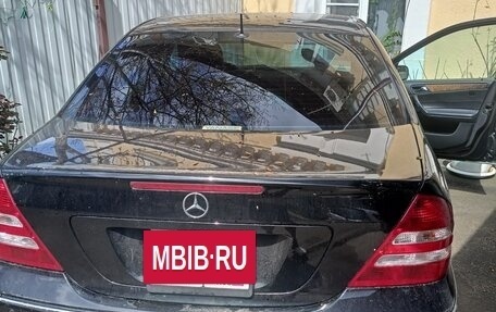 Mercedes-Benz C-Класс, 2006 год, 1 150 000 рублей, 2 фотография