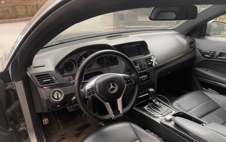 Mercedes-Benz E-Класс, 2012 год, 1 100 000 рублей, 5 фотография