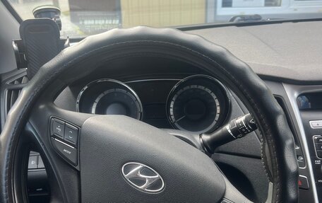 Hyundai Sonata VI, 2010 год, 800 000 рублей, 13 фотография