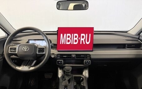 Toyota RAV4, 2026 год, 4 550 000 рублей, 26 фотография