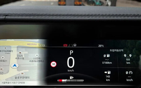 Land Rover Range Rover IV рестайлинг, 2023 год, 15 000 000 рублей, 6 фотография