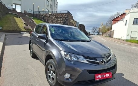 Toyota RAV4, 2013 год, 1 950 000 рублей, 1 фотография