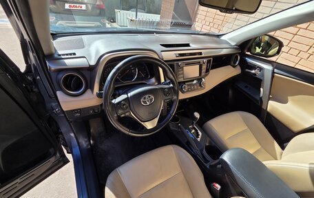 Toyota RAV4, 2014 год, 2 600 000 рублей, 6 фотография