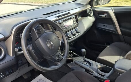 Toyota RAV4, 2013 год, 1 950 000 рублей, 6 фотография