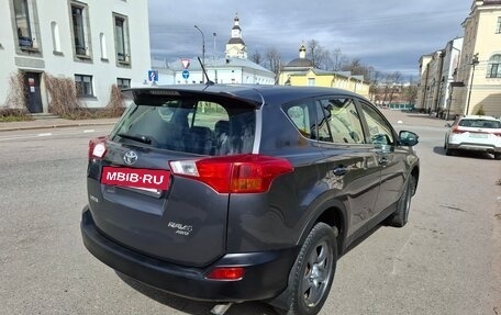 Toyota RAV4, 2013 год, 1 950 000 рублей, 4 фотография