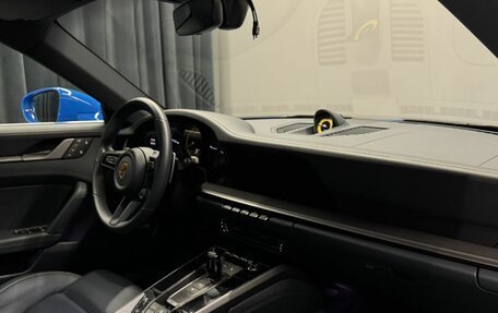 Porsche 911, 2021 год, 16 994 000 рублей, 15 фотография
