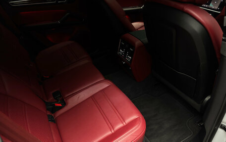 Porsche Cayenne III, 2022 год, 11 200 000 рублей, 26 фотография