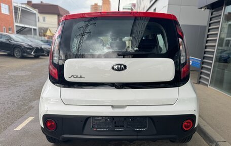 KIA Soul II рестайлинг, 2019 год, 1 750 000 рублей, 5 фотография