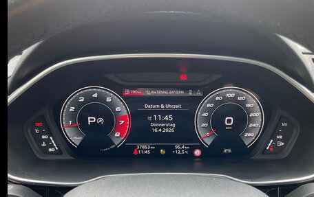 Audi Q3, 2023 год, 4 081 134 рублей, 32 фотография