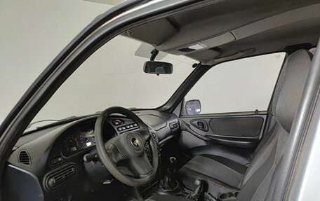 Chevrolet Niva I рестайлинг, 2011 год, 370 000 рублей, 20 фотография