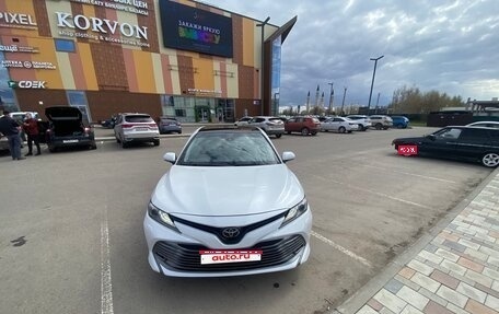 Toyota Camry, 2018 год, 2 675 000 рублей, 1 фотография