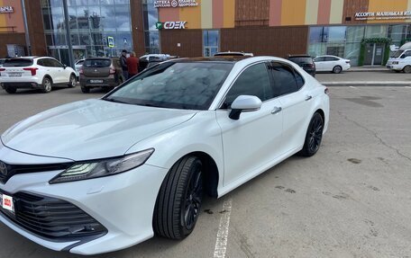 Toyota Camry, 2018 год, 2 675 000 рублей, 11 фотография