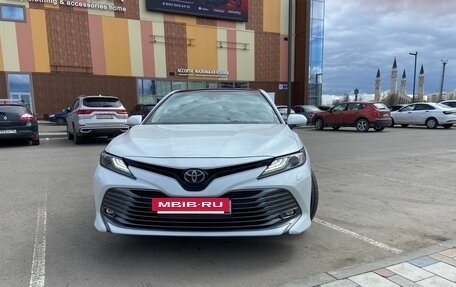 Toyota Camry, 2018 год, 2 675 000 рублей, 13 фотография