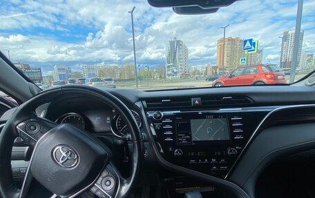 Toyota Camry, 2018 год, 2 675 000 рублей, 18 фотография