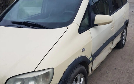 Opel Zafira A рестайлинг, 2004 год, 350 000 рублей, 2 фотография