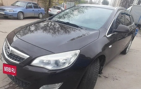Opel Astra J, 2011 год, 620 000 рублей, 9 фотография