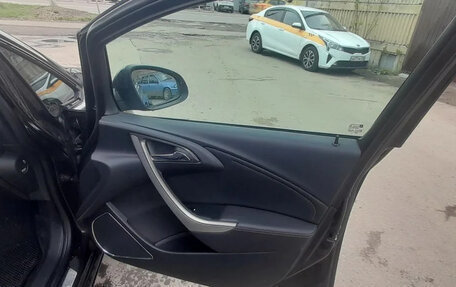 Opel Astra J, 2011 год, 620 000 рублей, 20 фотография