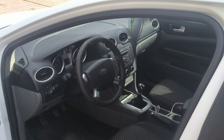 Ford Focus II рестайлинг, 2008 год, 600 000 рублей, 10 фотография