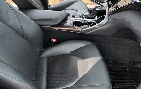 Toyota Camry, 2021 год, 3 290 000 рублей, 12 фотография