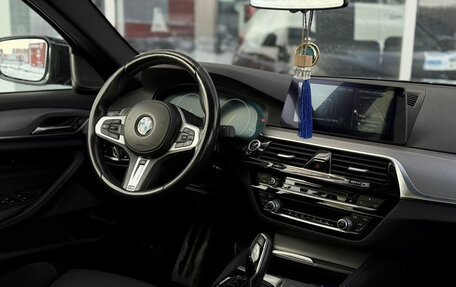 BMW 5 серия, 2018 год, 3 970 000 рублей, 3 фотография