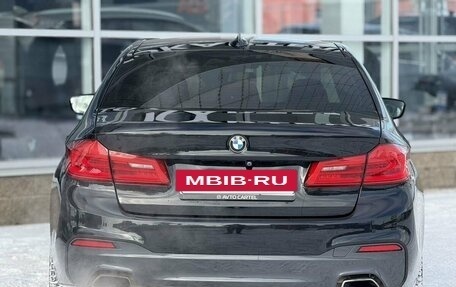 BMW 5 серия, 2018 год, 3 970 000 рублей, 19 фотография