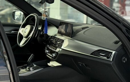 BMW 5 серия, 2018 год, 3 970 000 рублей, 28 фотография