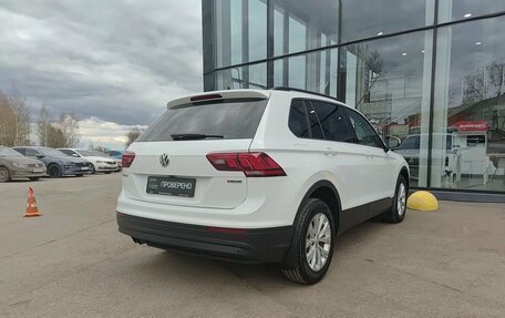 Volkswagen Tiguan II, 2020 год, 2 999 800 рублей, 6 фотография