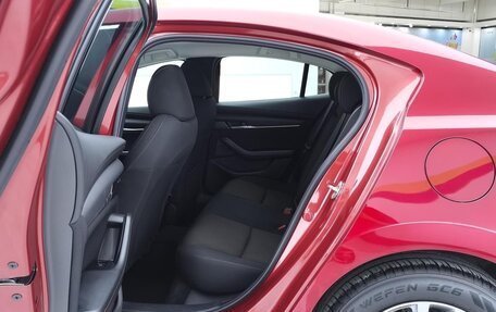 Mazda 3, 2022 год, 1 850 000 рублей, 9 фотография