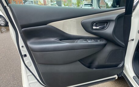 Nissan Murano, 2017 год, 2 250 000 рублей, 16 фотография