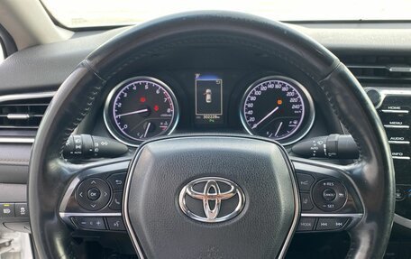Toyota Camry, 2019 год, 2 128 000 рублей, 13 фотография