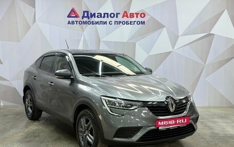 Renault Arkana I, 2020 год, 1 820 000 рублей, 3 фотография
