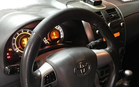 Toyota Corolla, 2013 год, 1 050 000 рублей, 2 фотография