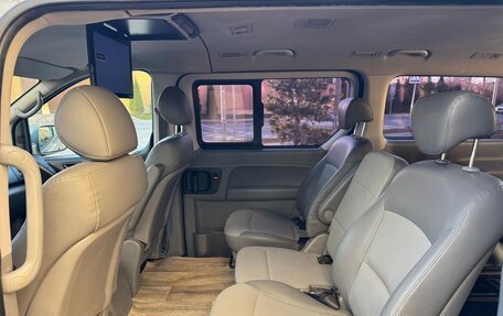 Hyundai Grand Starex Grand Starex I рестайлинг 2, 2012 год, 1 450 000 рублей, 7 фотография