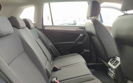 Volkswagen Tiguan II, 2019 год, 2 849 000 рублей, 15 фотография