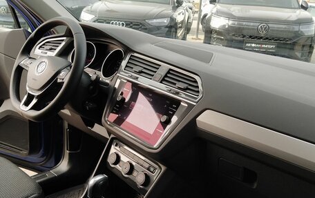 Volkswagen Tiguan II, 2019 год, 2 849 000 рублей, 16 фотография