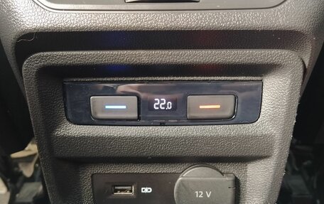 Volkswagen Tiguan II, 2019 год, 2 849 000 рублей, 18 фотография